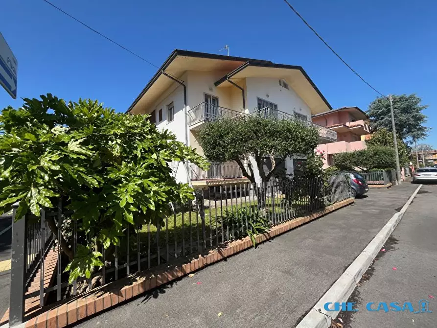 casa indipendente in vendita a Riccione