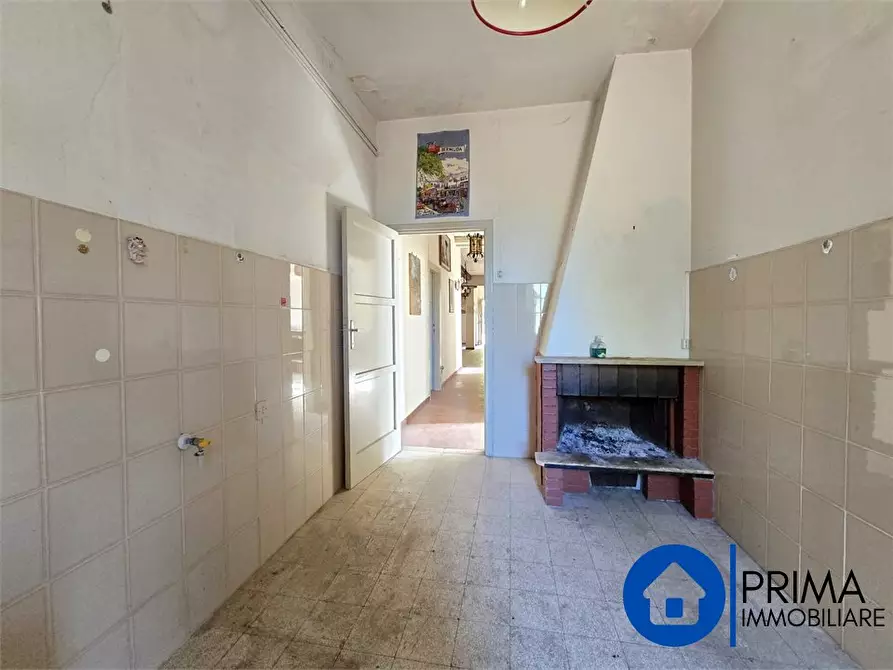 Immagine 10 di Villa in vendita  a Terni