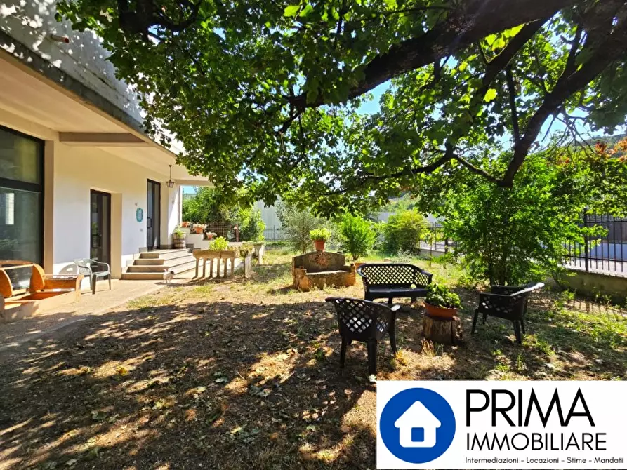 Immagine 1 di Villa in vendita  a Montefranco