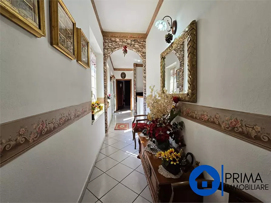 Immagine 2 di Villa in vendita  a Montefranco