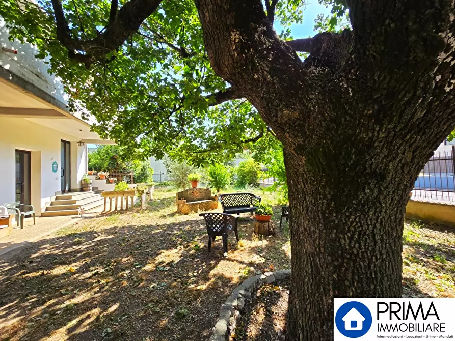 Immagine 7 di Villa in vendita  a Montefranco