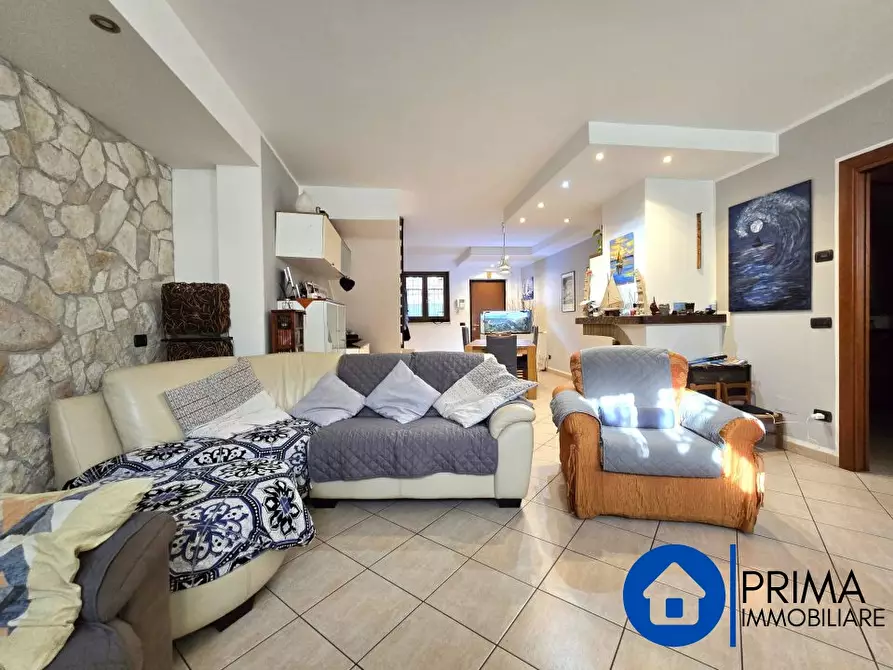 Immagine 10 di Villa in vendita  a Terni