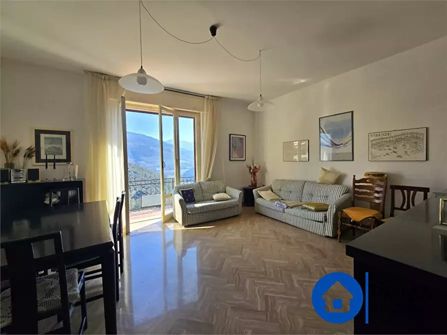 Immagine 4 di Villa in vendita  a Montefranco