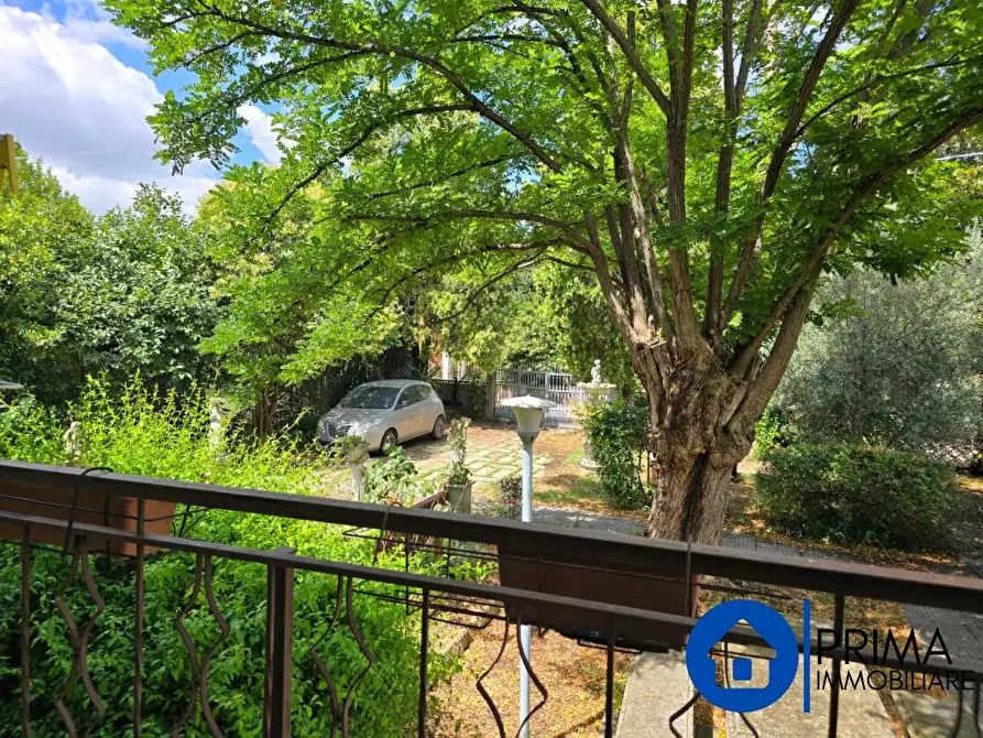 Immagine 8 di Villa in vendita  a Terni