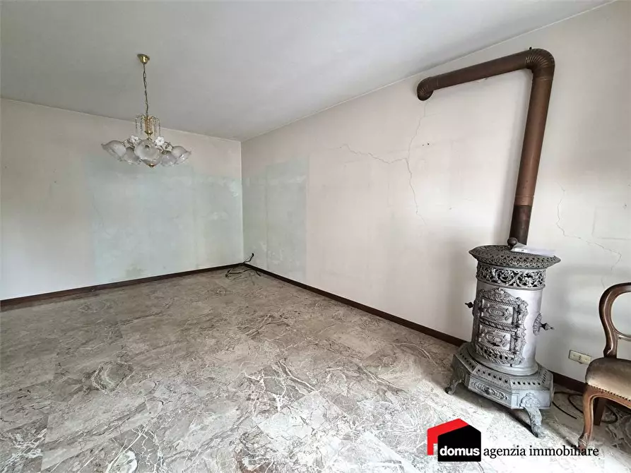 Immagine 9 di Villa in vendita  a Thiene