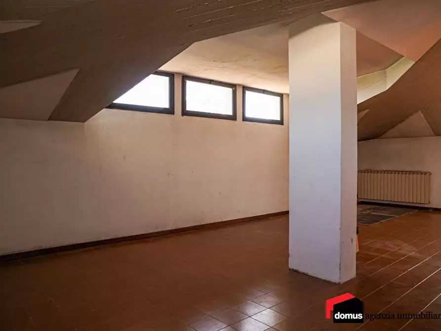 Immagine 8 di Villa in vendita  a Thiene