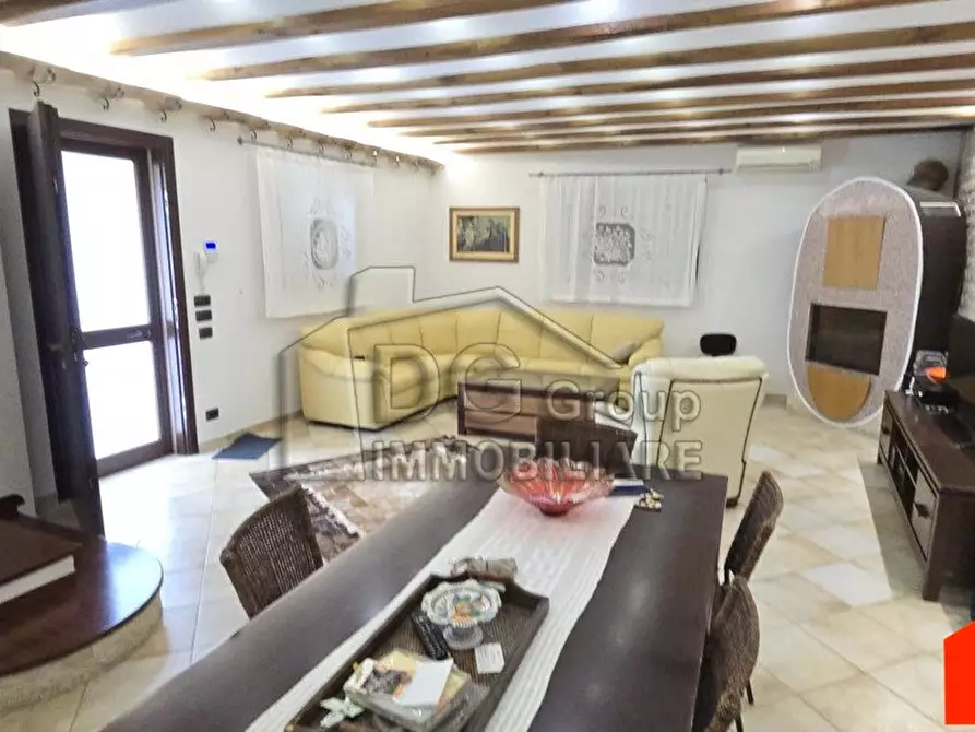Immagine 4 di Villa in vendita  a Alcamo