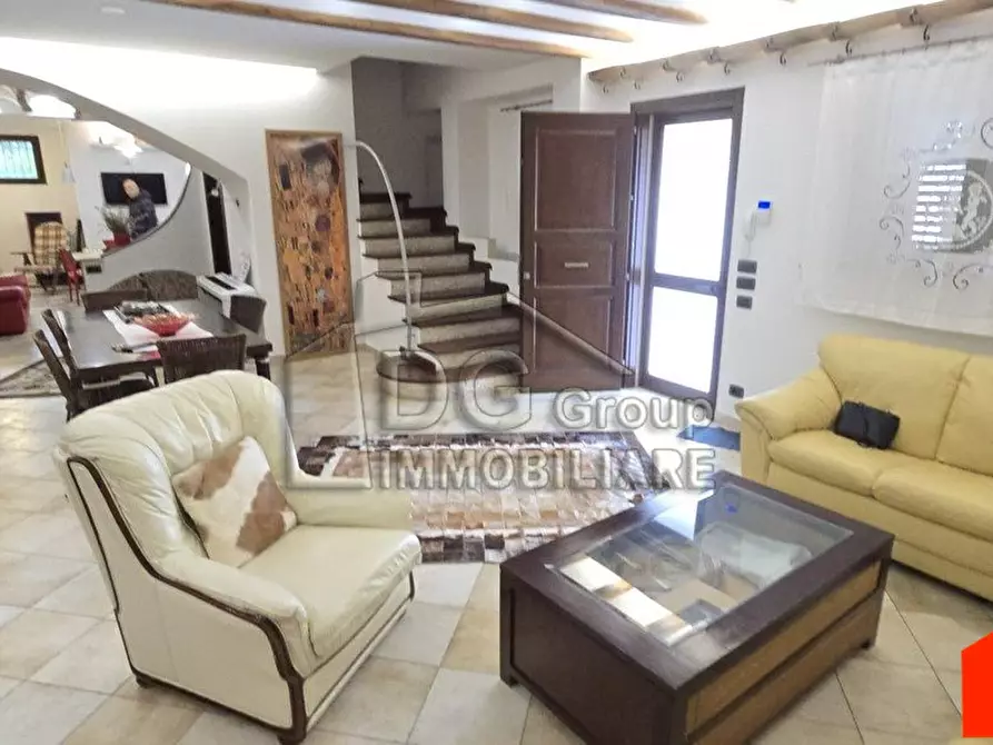 Immagine 3 di Villa in vendita  a Alcamo