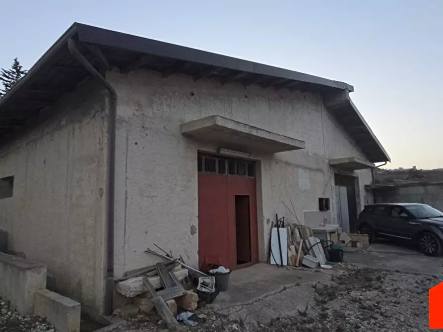 Immagine 1 di Villa in vendita  a Alcamo