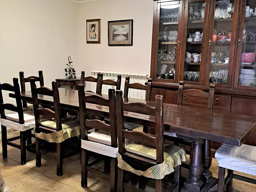 Immagine 2 di Villa in vendita  a Massarosa