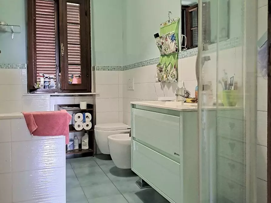 Immagine 9 di Villa in vendita  a Massarosa