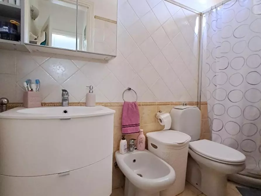 Immagine 7 di Villa in vendita  a Massarosa