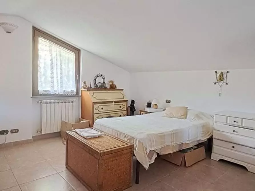 Immagine 8 di Villa in vendita  a Massarosa