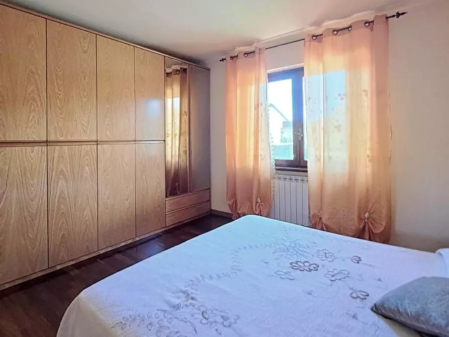 Immagine 7 di Villa in vendita  a Massarosa