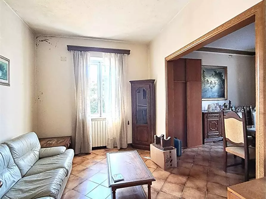 Immagine 2 di Villa in vendita  a Massarosa