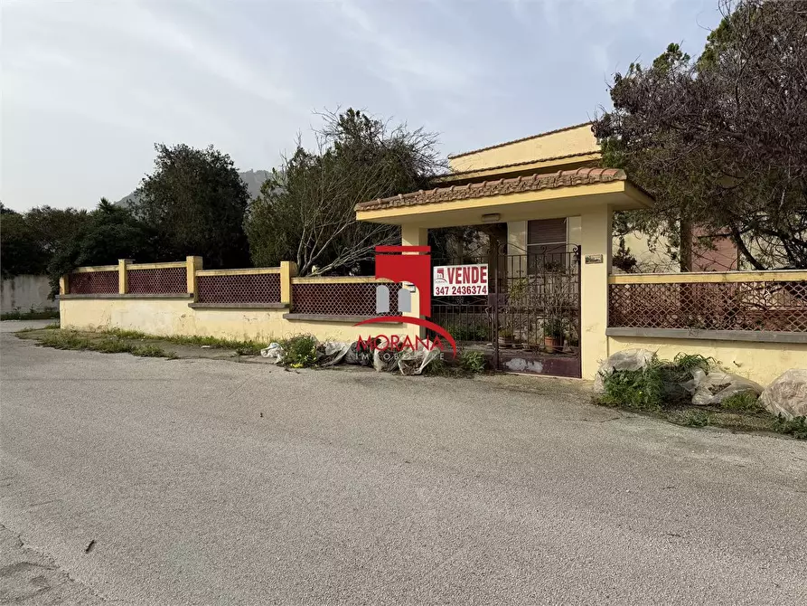 Immagine 1 di Villa in vendita  20 a Valderice