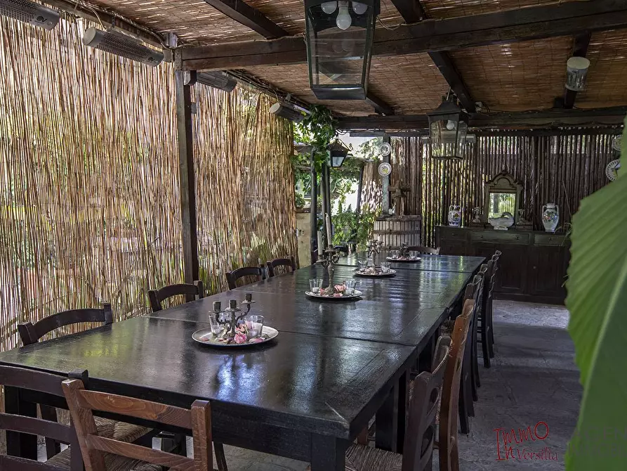 Immagine 6 di Villa in vendita  a Massarosa