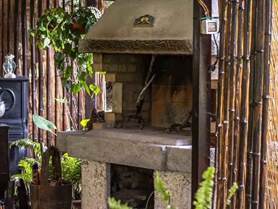 Immagine 9 di Villa in vendita  a Massarosa