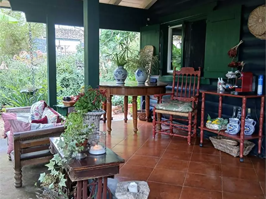 Immagine 3 di Villa in vendita  a Pietrasanta