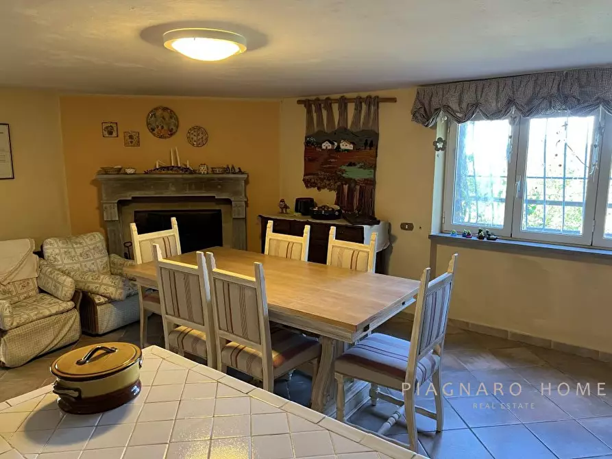 Immagine 9 di Villa in vendita  a Pontremoli
