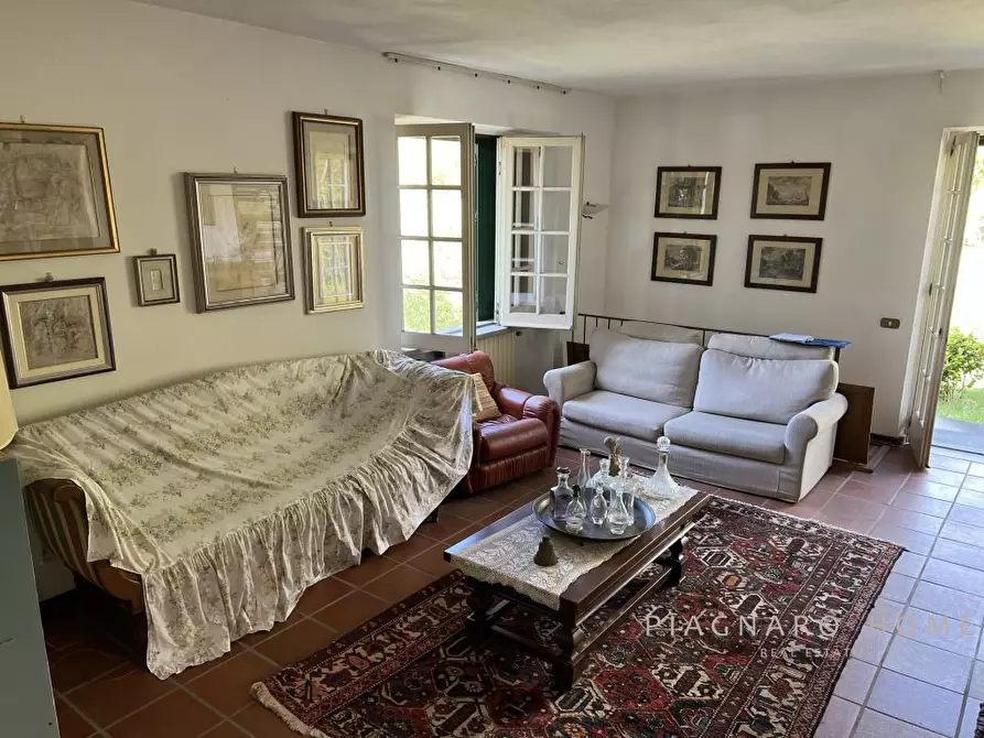 Immagine 6 di Villa in vendita  a Pontremoli
