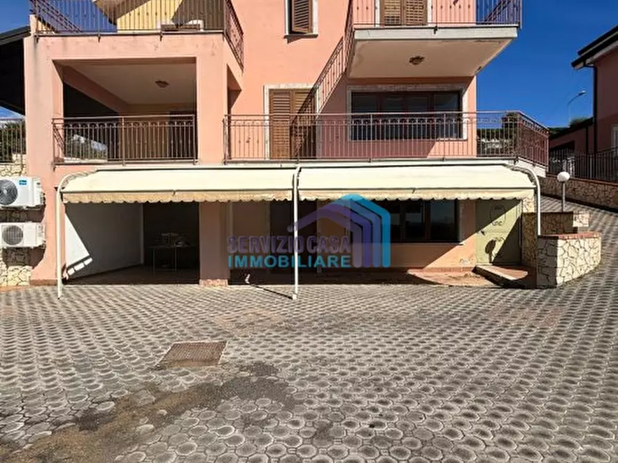 Immagine 5 di Villa in vendita  a Taormina