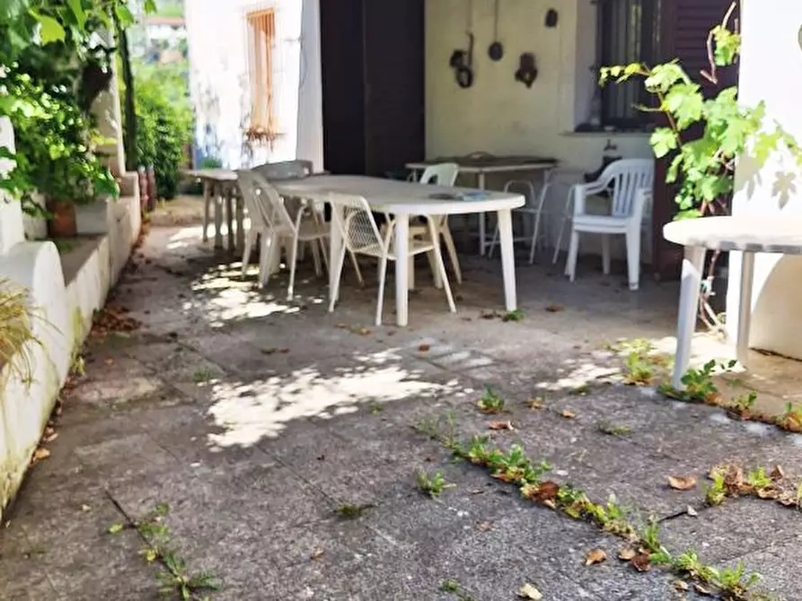 Immagine 7 di Villa in vendita  a Messina