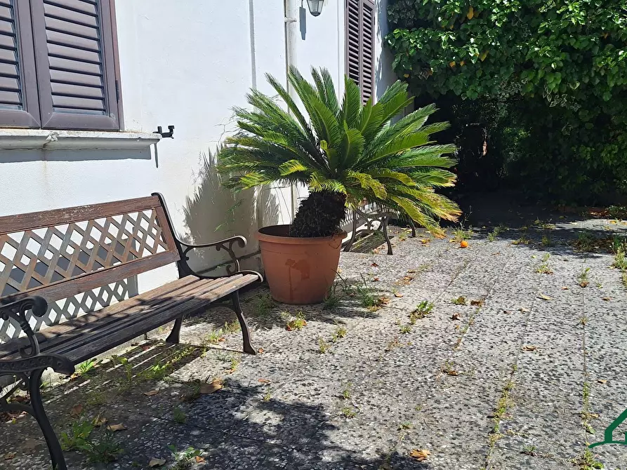 Immagine 6 di Villa in vendita  a Messina