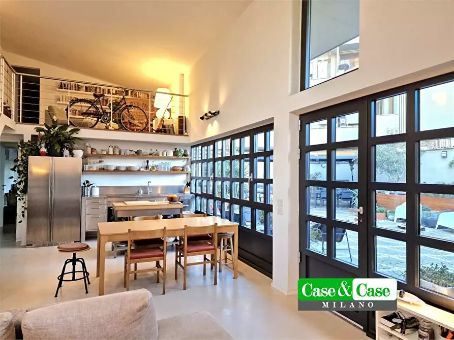 Immagine 5 di Villa in vendita  53 a Milano