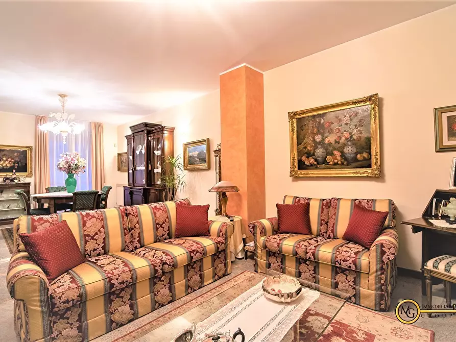 Immagine 5 di Villa in vendita  a Vignate