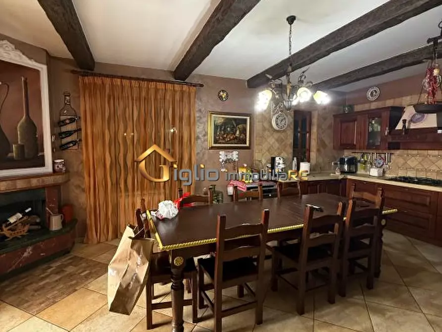 Immagine 7 di Villa in vendita  16 a Casoria