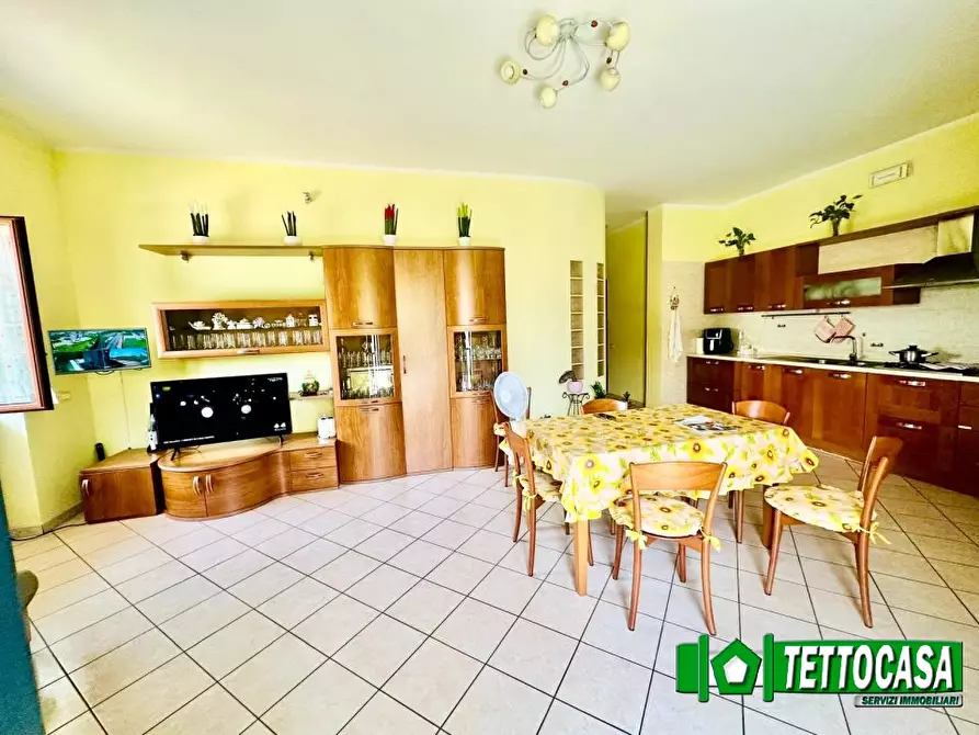 Immagine 3 di Villa in vendita  a Marigliano