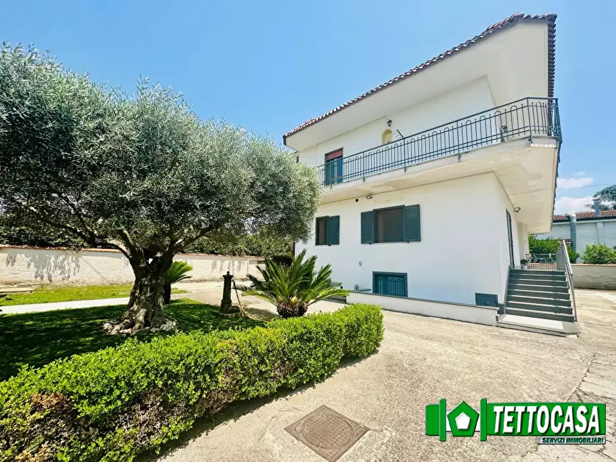 Immagine 1 di Villa in vendita  a Marigliano