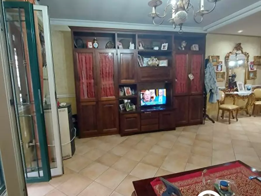 Immagine 8 di Villa in vendita  a Crispano