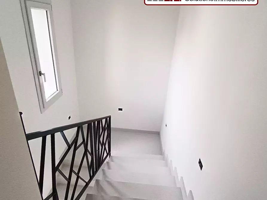 Immagine 10 di Villa in vendita  snc a Altavilla Milicia