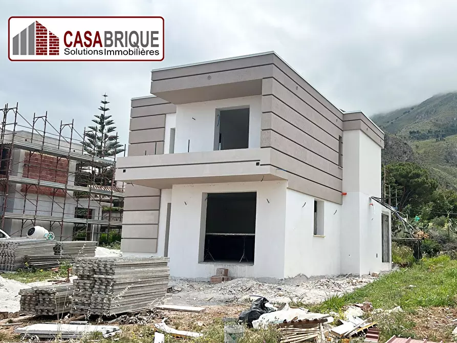 Immagine 2 di Villa in vendita  a Altavilla Milicia