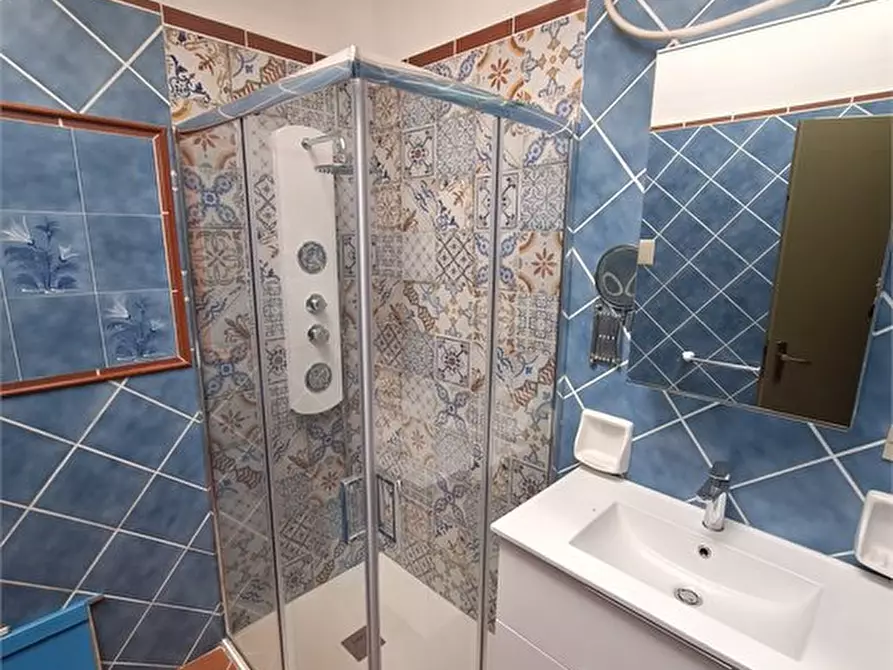 Immagine 2 di Villa in vendita  a Terrasini