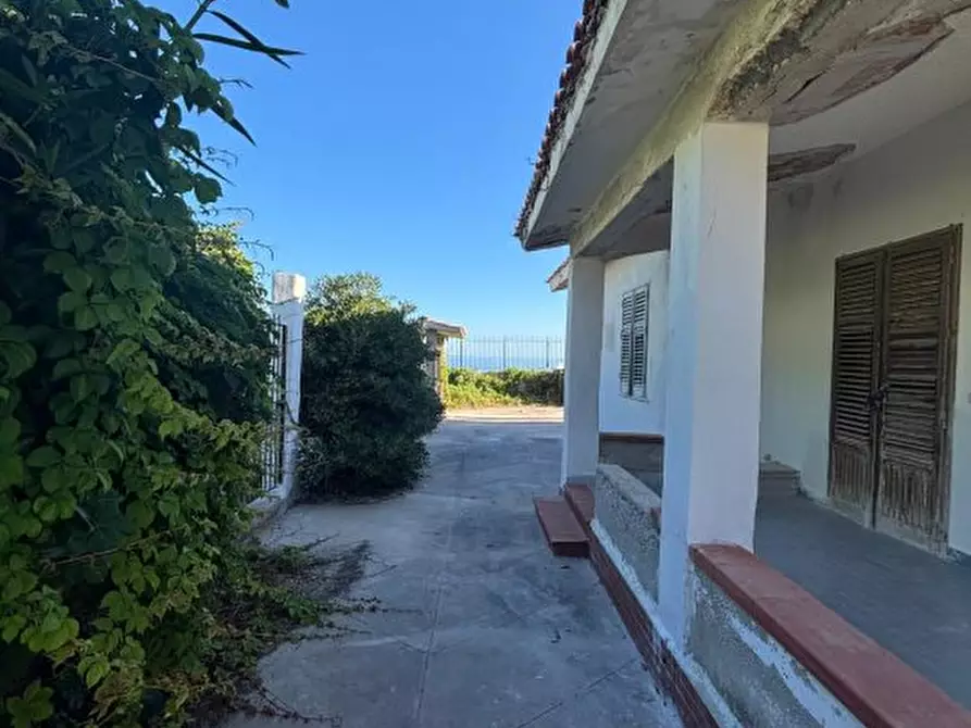 Immagine 9 di Villa in vendita  a Carini