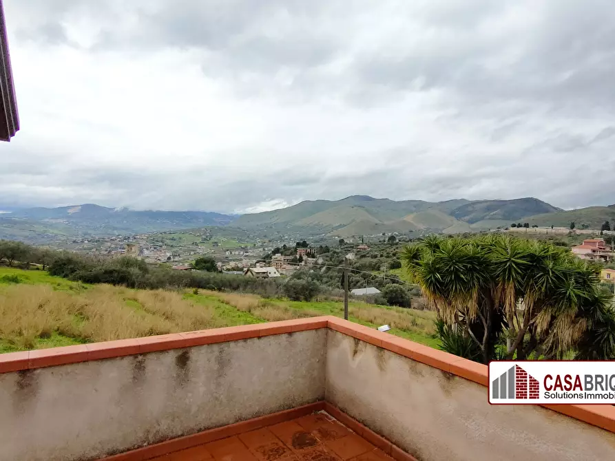 Immagine 2 di Villa in vendita  a Misilmeri