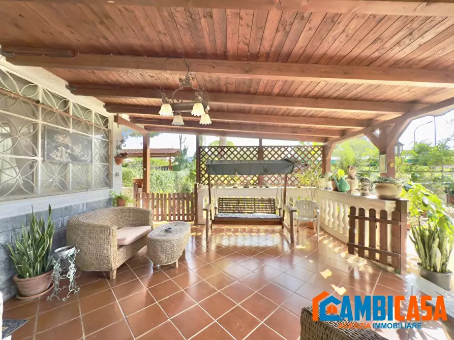 Immagine 2 di Villa in vendita  a Isola Delle Femmine