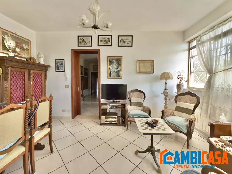 Immagine 4 di Villa in vendita  a Isola Delle Femmine