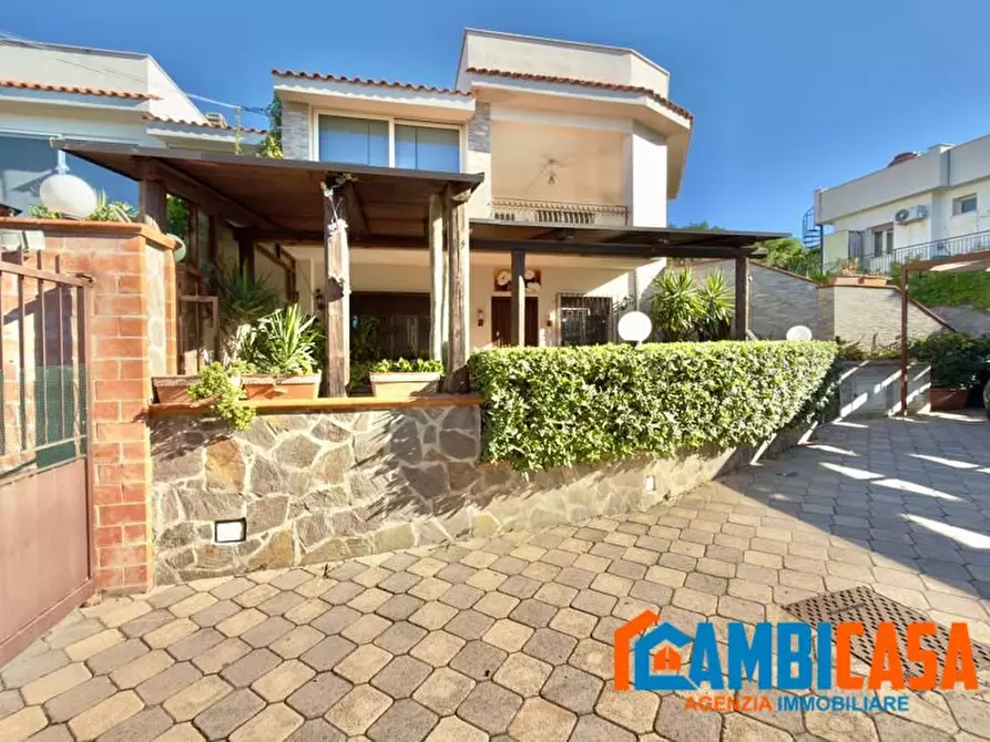 Immagine 1 di Villa in vendita  7 a Isola Delle Femmine