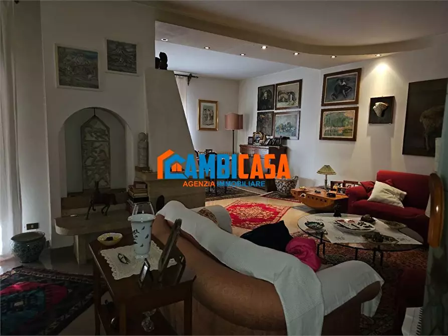 Immagine 4 di Villa in vendita  a Palermo