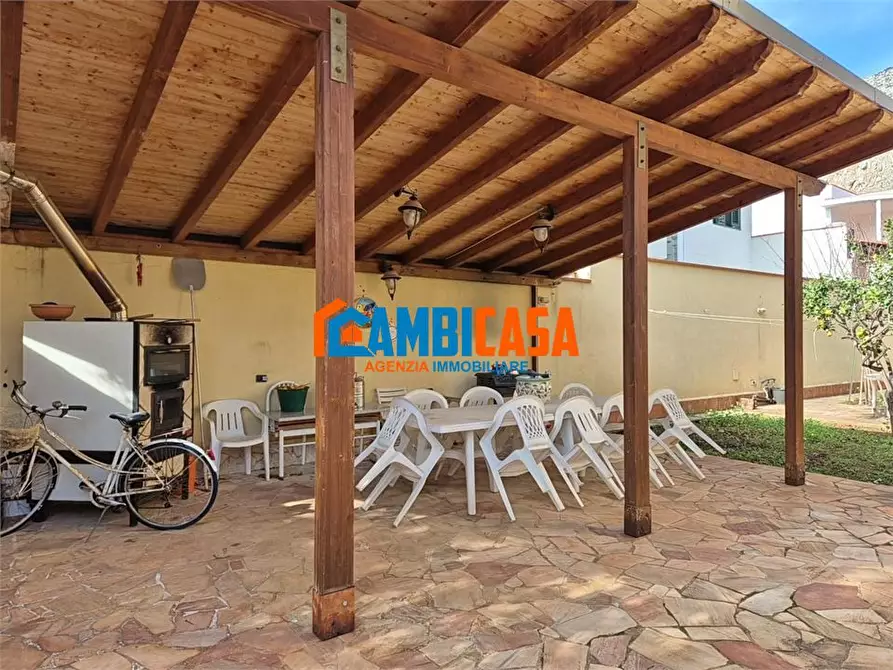 Immagine 4 di Villa in vendita  a Palermo