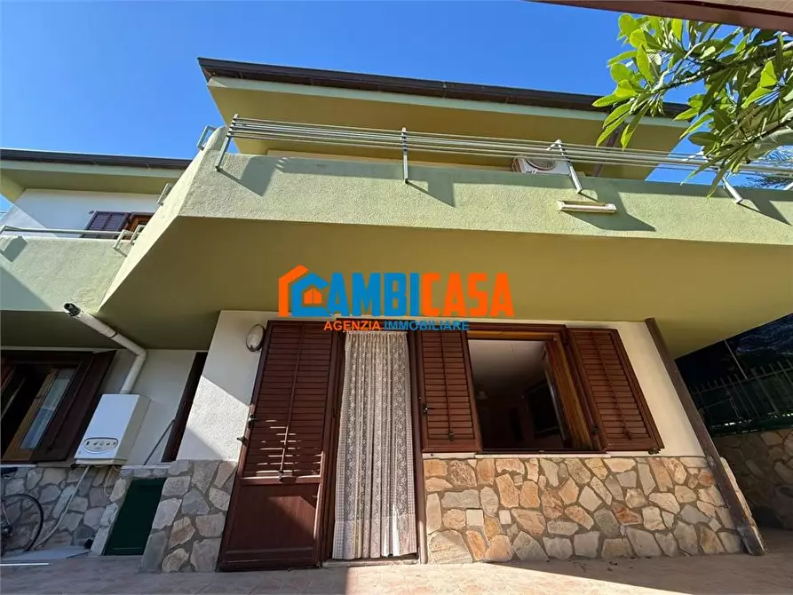 Immagine 3 di Villa in vendita  a Altavilla Milicia