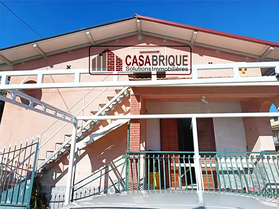 Immagine 1 di Villa in vendita  snc a Trabia