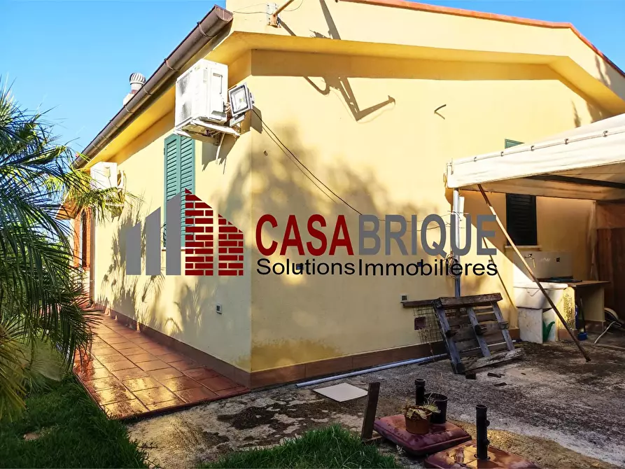 Immagine 10 di Villa in vendita  snc a Trabia