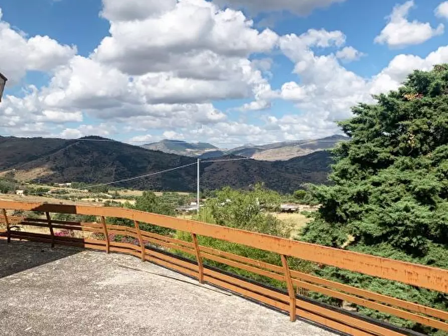 Immagine 9 di Villa in vendita  snc a Ventimiglia Di Sicilia