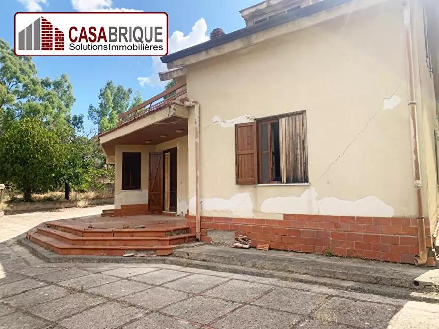 Immagine 5 di Villa in vendita  snc a Ventimiglia Di Sicilia