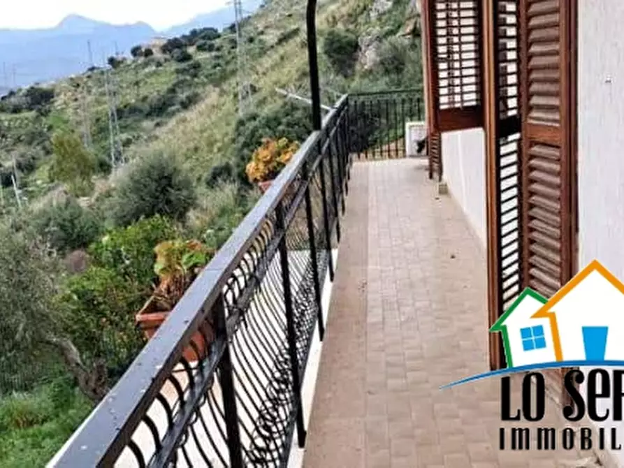 Immagine 5 di Villa in vendita  a Palermo
